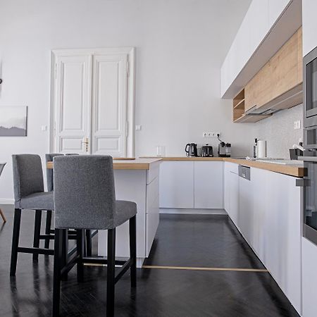 City Center Industrial Residence 布达佩斯 外观 照片
